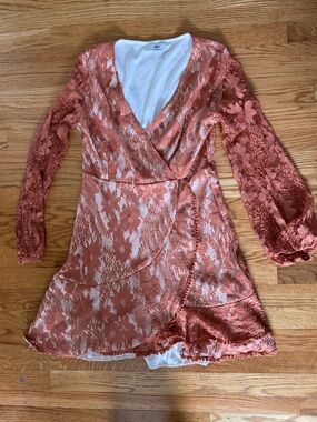 Halfisland Lace Overlay Dress - Dusty Rose - Size Small